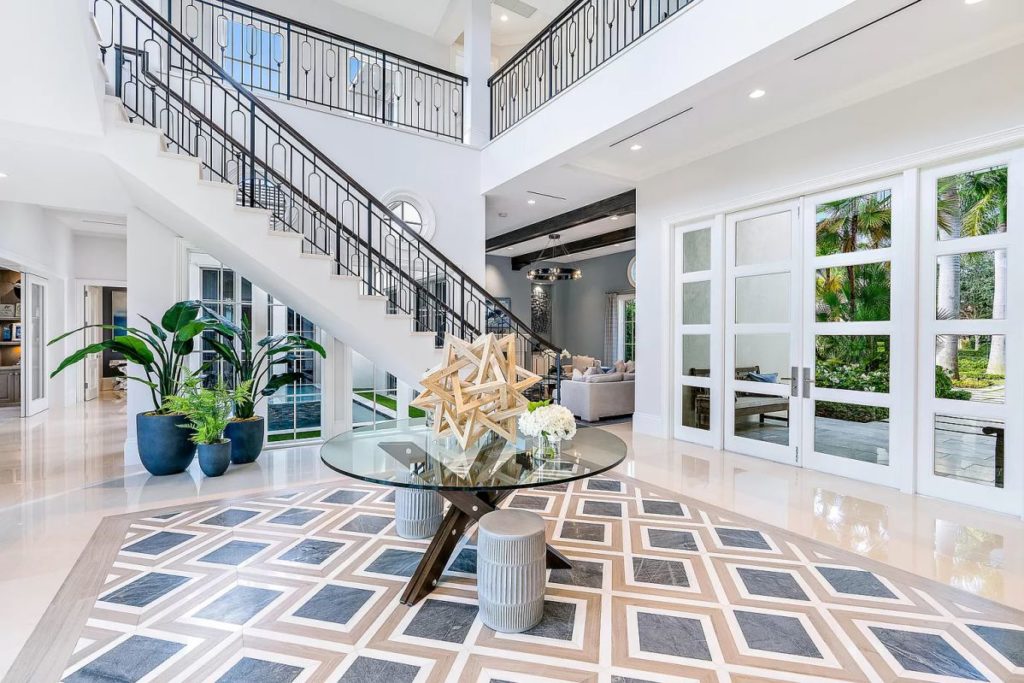Palm Beach Gardens Estate