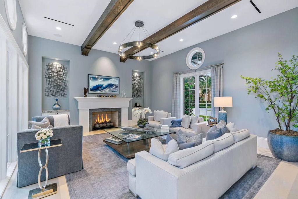 Palm Beach Gardens Estate