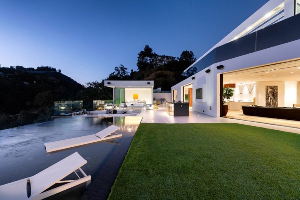 Beverly Hills Modern Masterpiece
