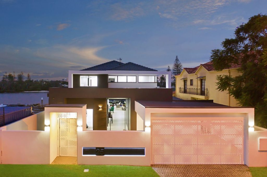 25 The Corso Isle Of Capri QLD Australia 14