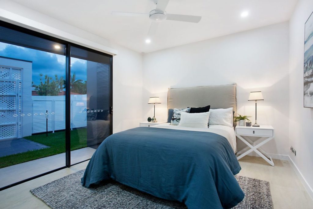 25 The Corso Isle Of Capri QLD Australia 24