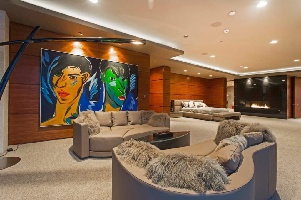 Contemporary Mansion in Salt Lake City