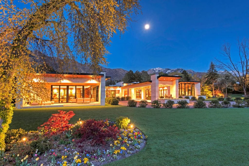 Contemporary Mansion in Salt Lake City