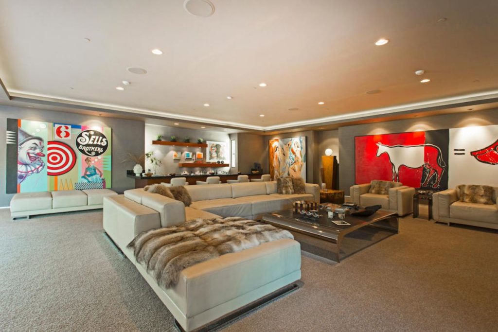 Contemporary Mansion in Salt Lake City