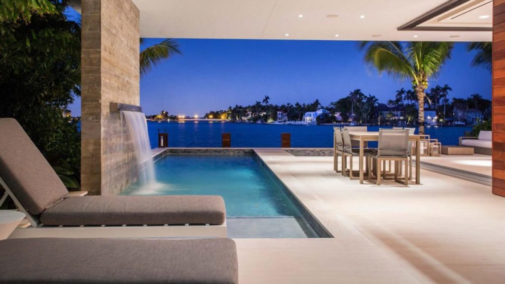 Hibiscus Island Modern Estate