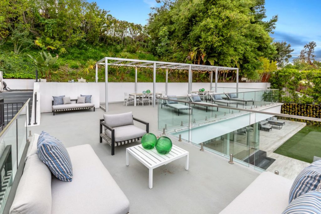 Crafted Estate in Encino
