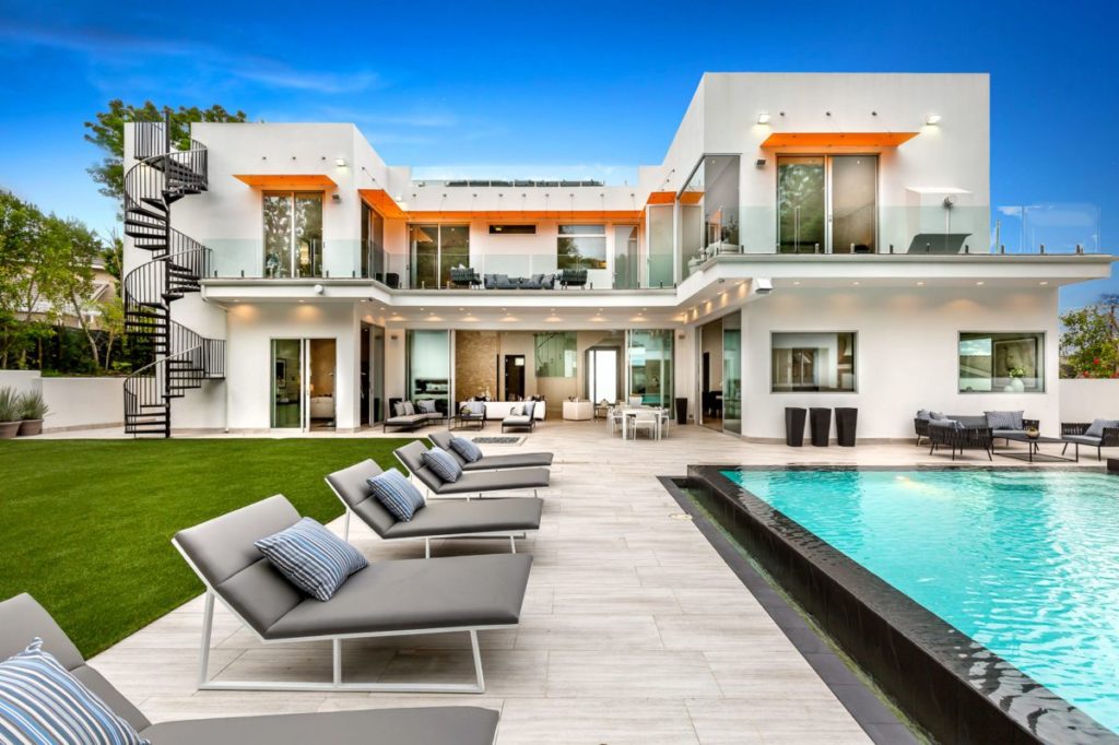 Crafted Estate in Encino