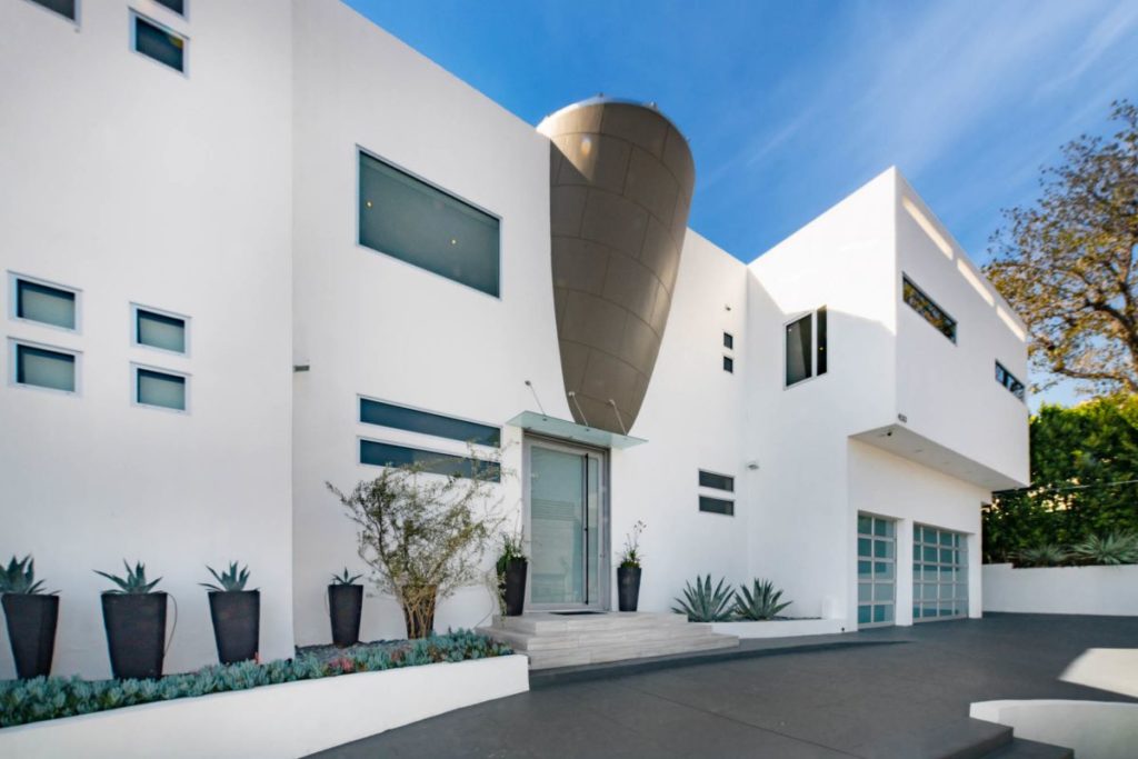 Crafted Estate in Encino
