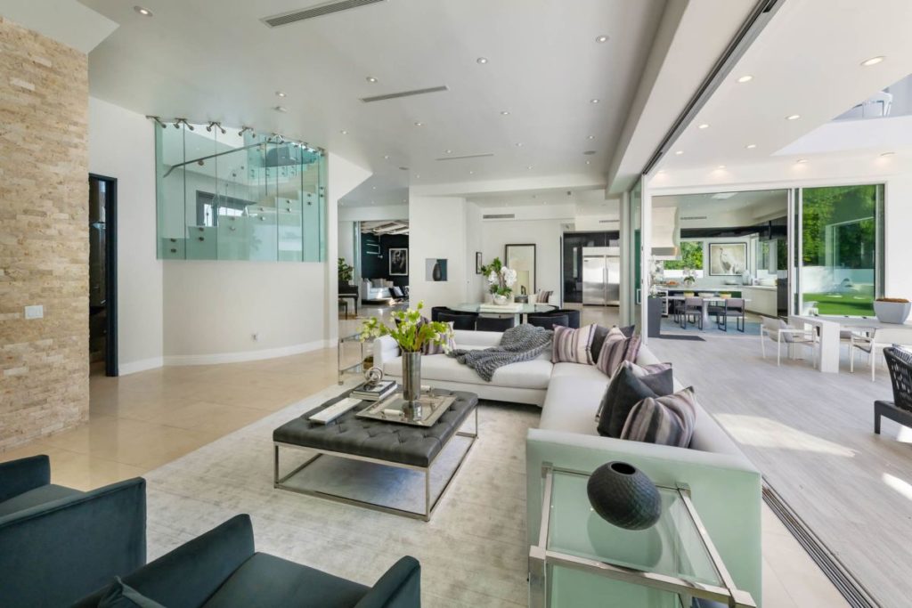 Crafted Estate in Encino