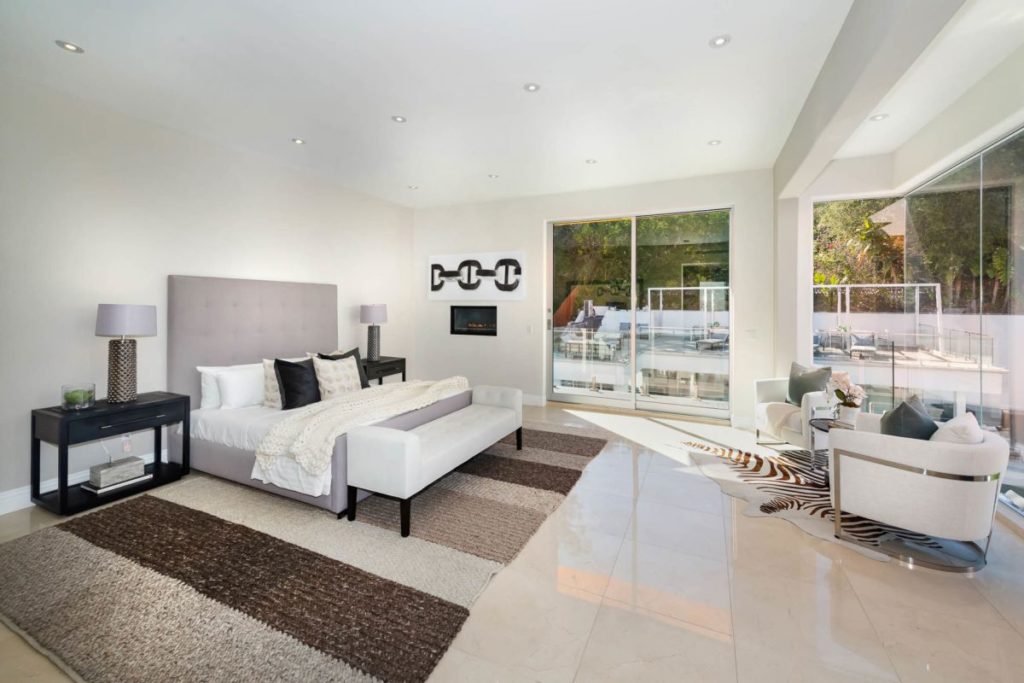 Crafted Estate in Encino
