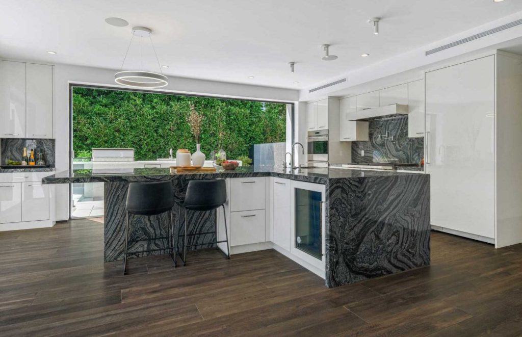 Contemporary Home in West Hollywood