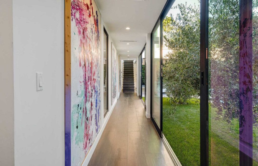Contemporary Home in West Hollywood
