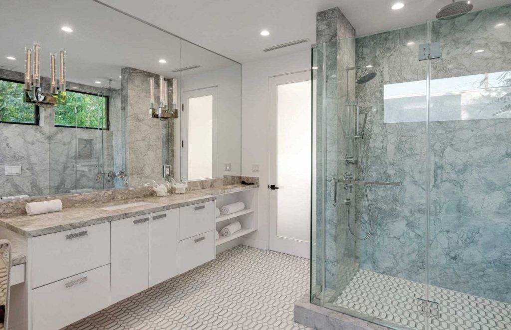 Contemporary Home in West Hollywood