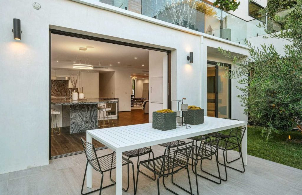Contemporary Home in West Hollywood