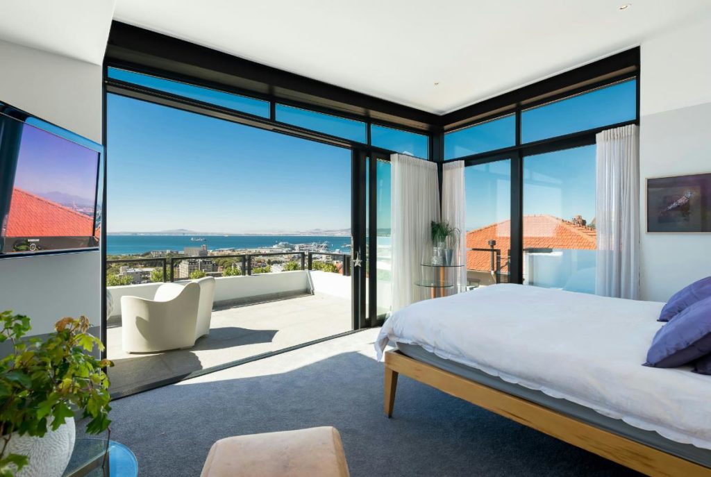 Green Point Modern Home