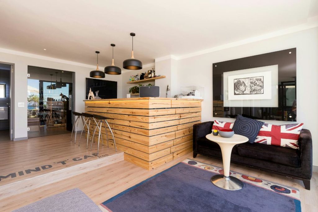 Green Point Modern Home
