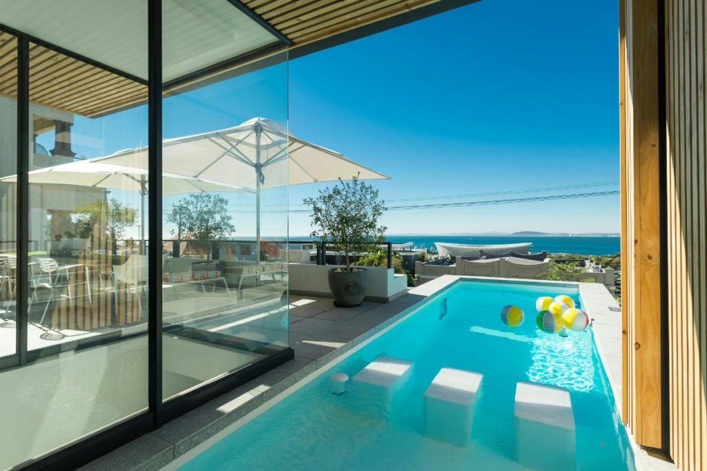 Green Point Modern Home