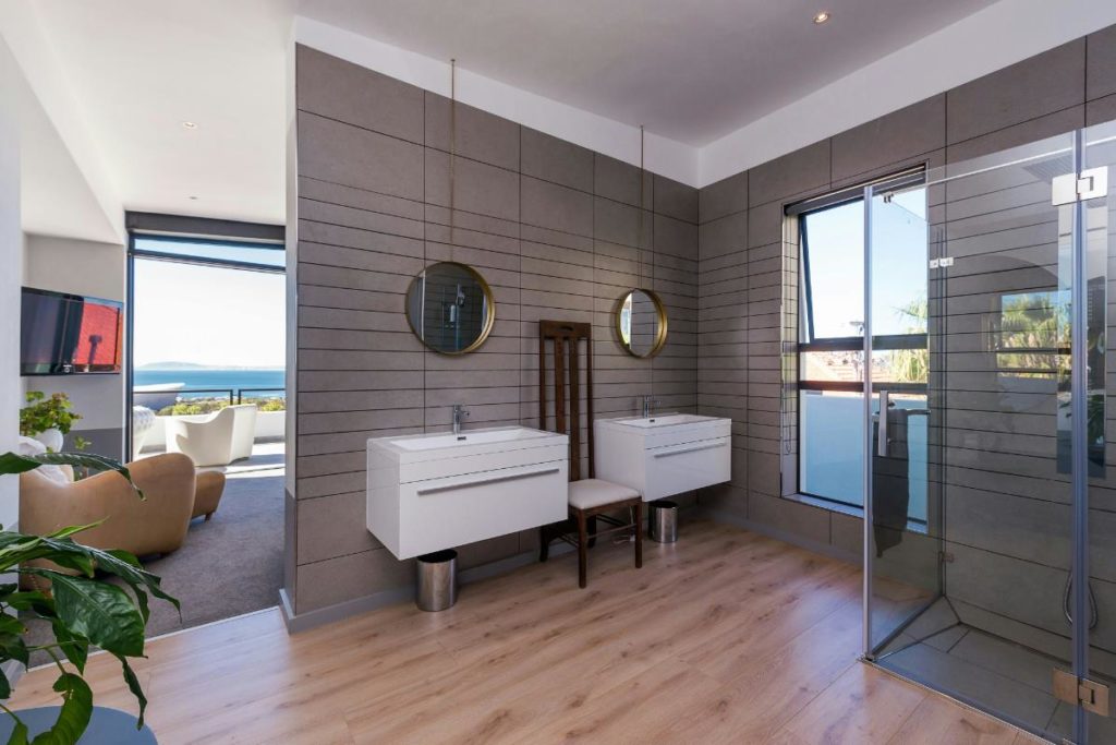 Green Point Modern Home