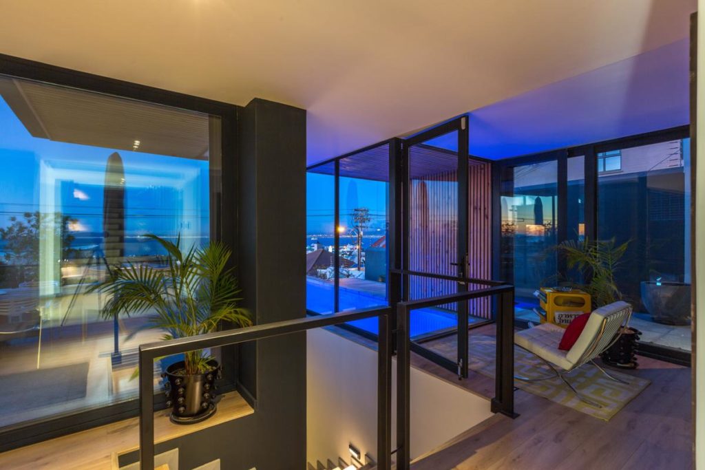 Green Point Modern Home