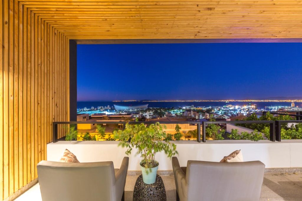 Green Point Modern Home