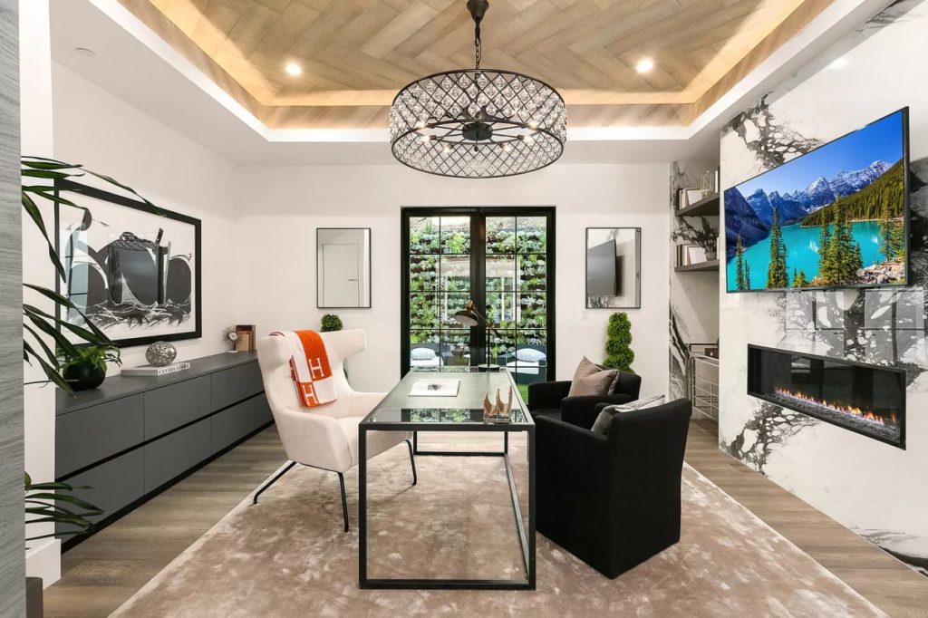 Modern Traditional Estate