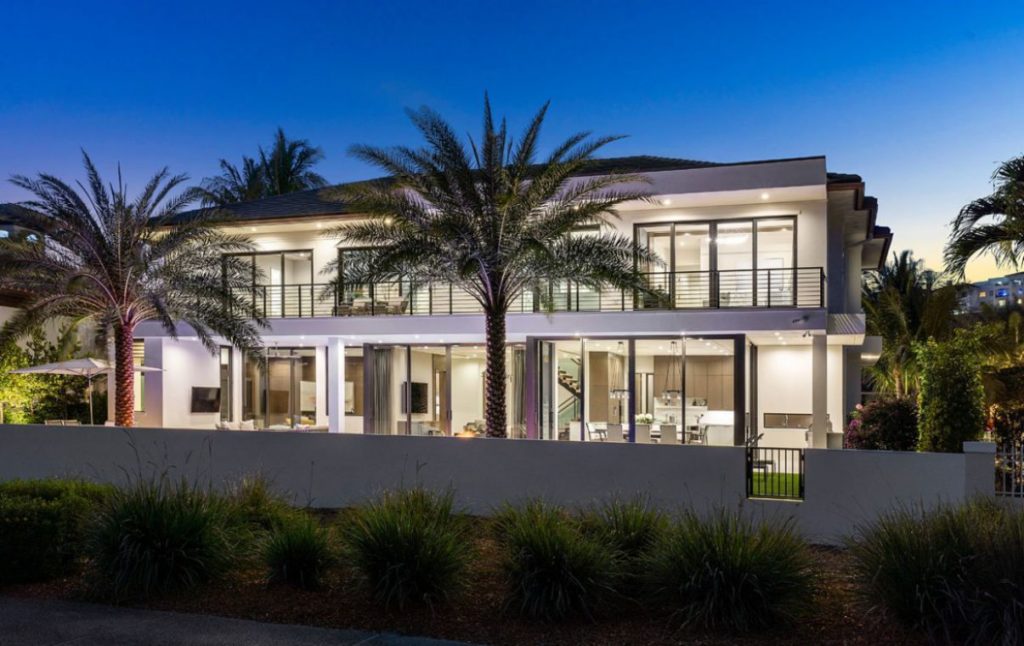 Signature Estate in Boca Raton