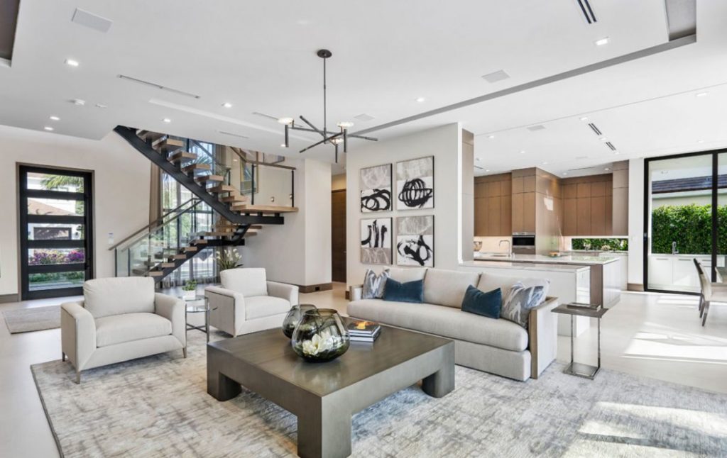 Signature Estate in Boca Raton