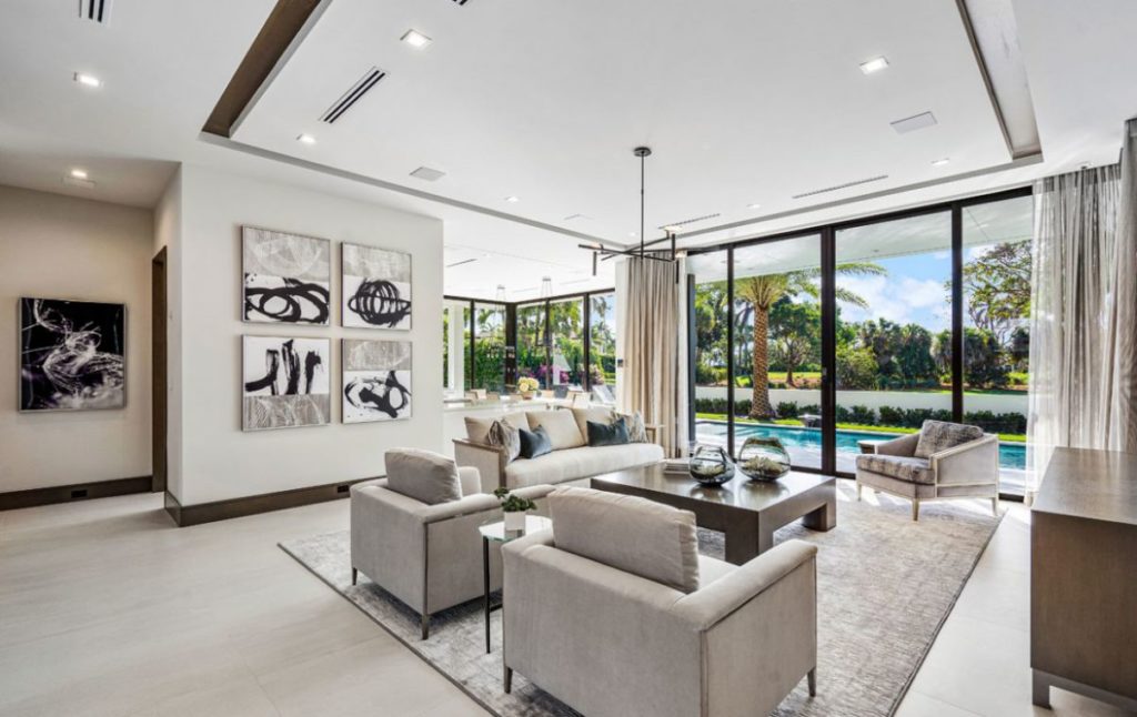 Signature Estate in Boca Raton