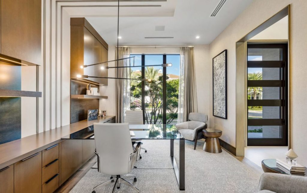 Signature Estate in Boca Raton