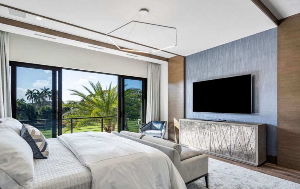 Signature Estate in Boca Raton