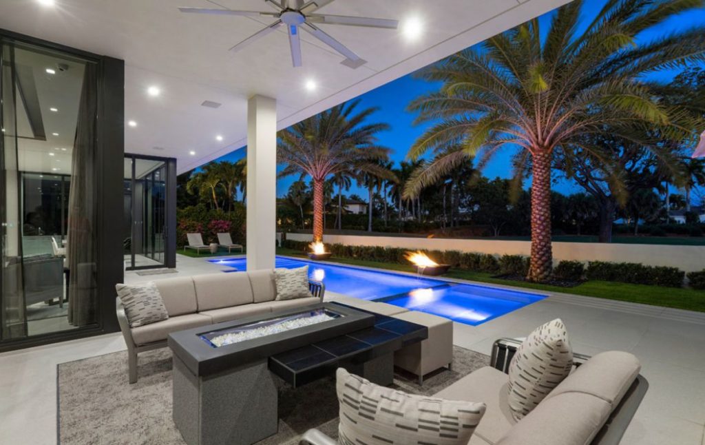 Signature Estate in Boca Raton