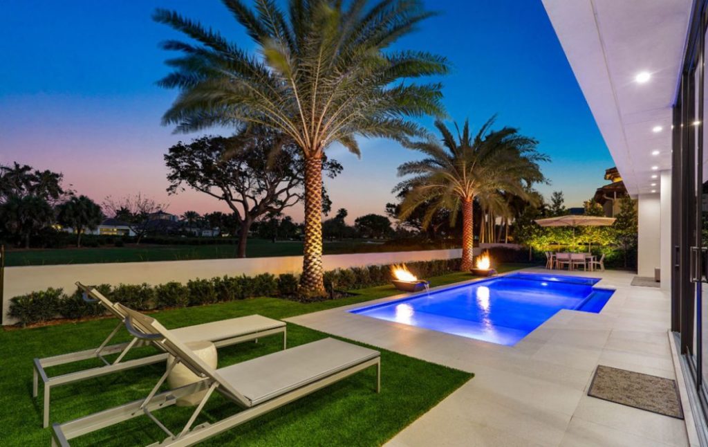 Signature Estate in Boca Raton