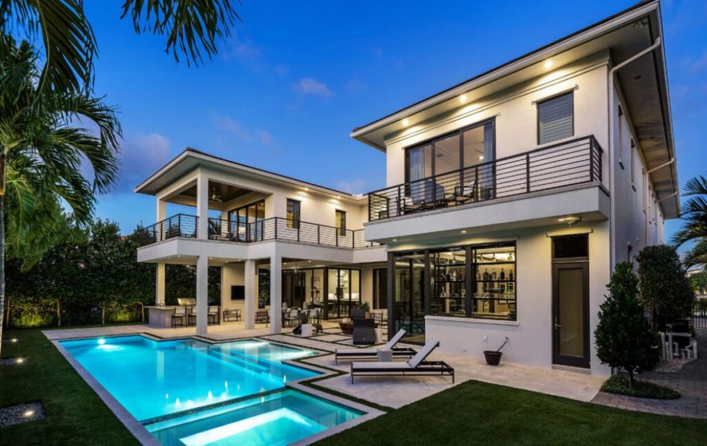 Maya Palm Residence
