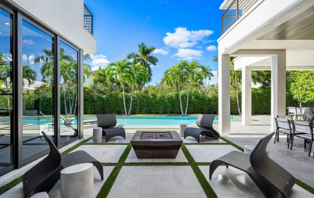 Maya Palm Residence