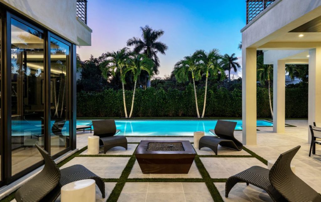 Maya Palm Residence