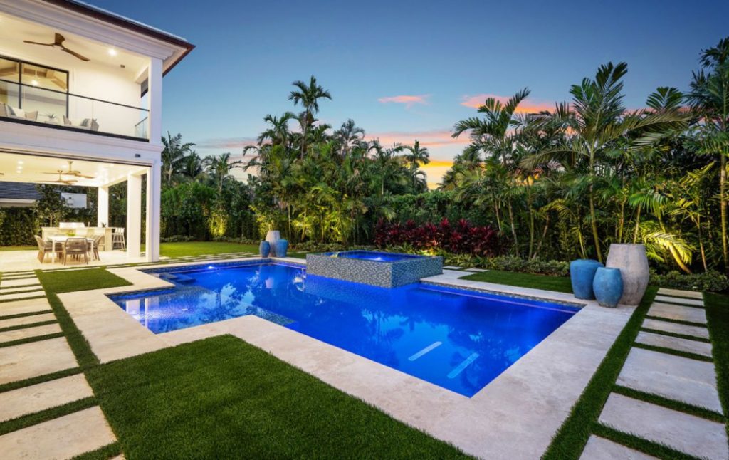 2220 E Silver Palm Rd