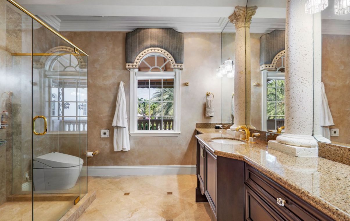 251 Coconut Palm Road Boca Raton Florida 18