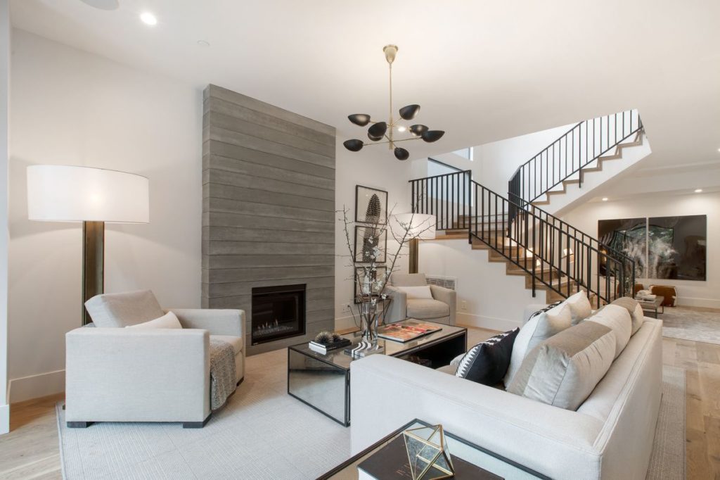 Modern Home in Homestead Valley