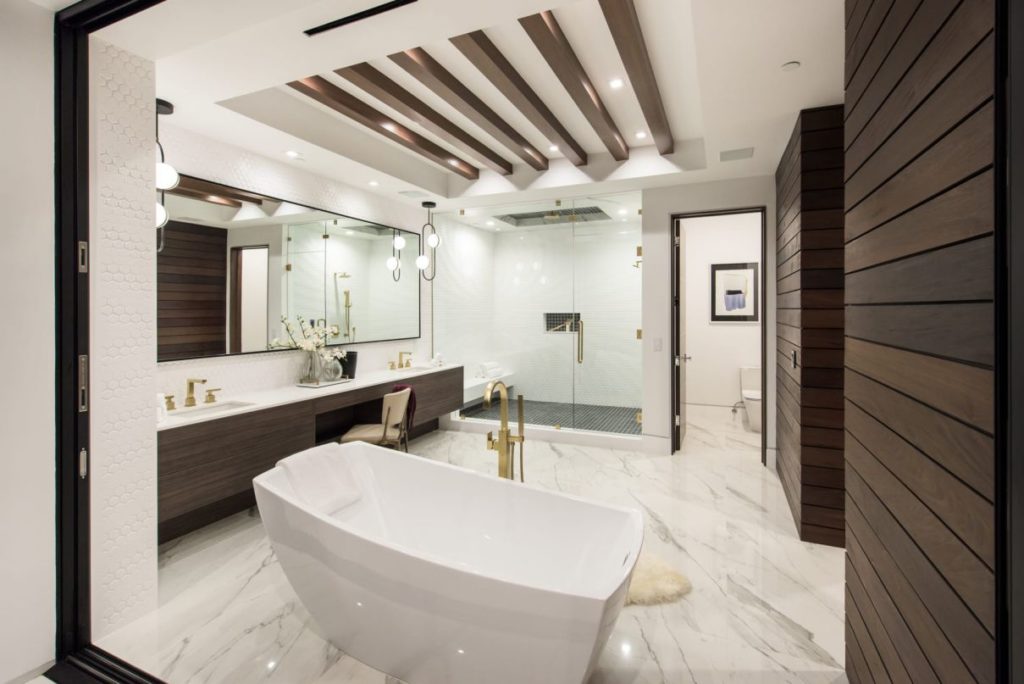 Kenfield Ave Modern Home