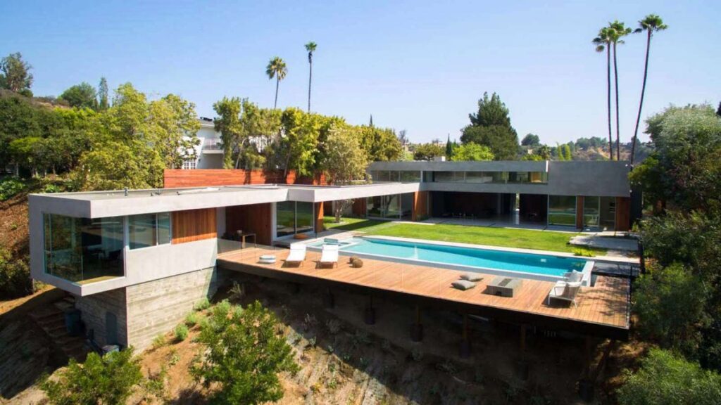 Arby Drive Residence