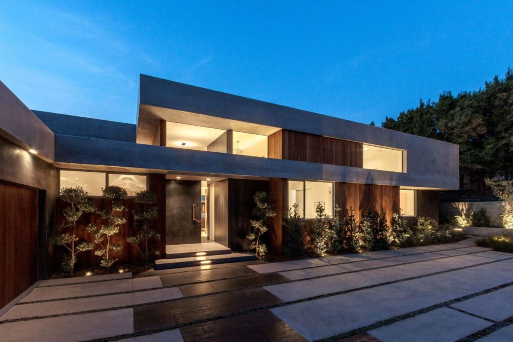 Arby Drive Residence
