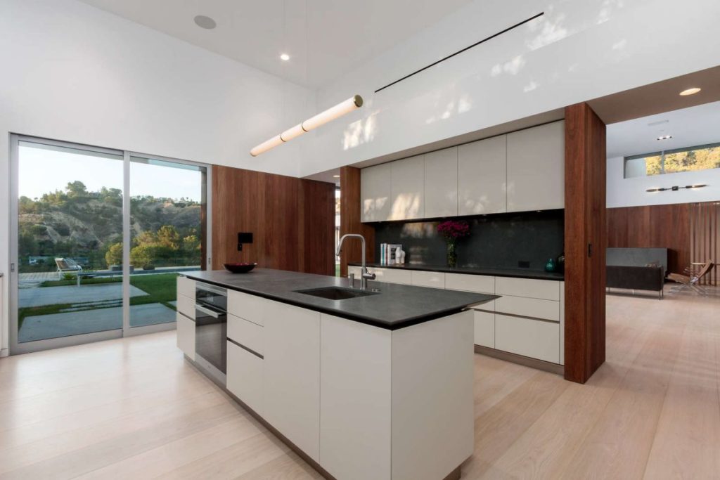 Arby Drive Residence