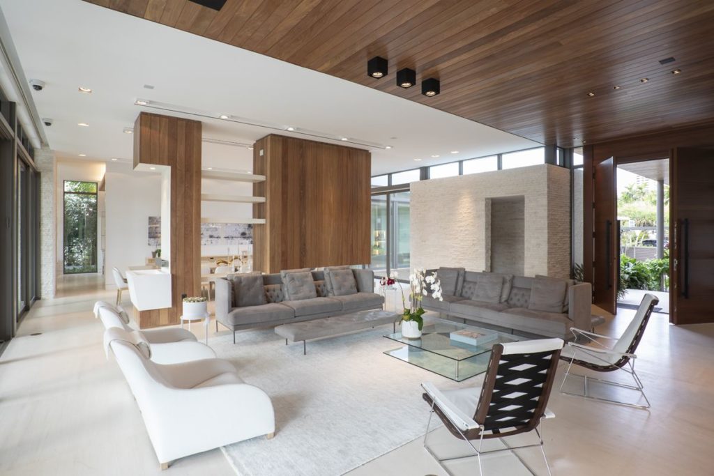 Bal Bay Residence
