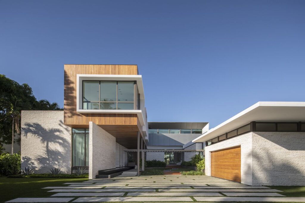 Bal Bay Residence
