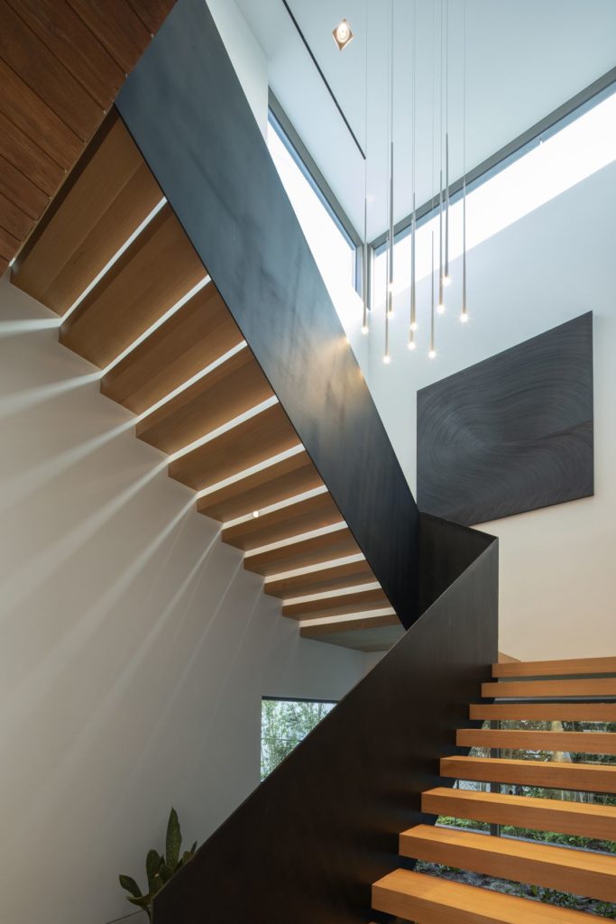 Bal Bay Residence in Bal Harbour Florida by KZ Architecture 20