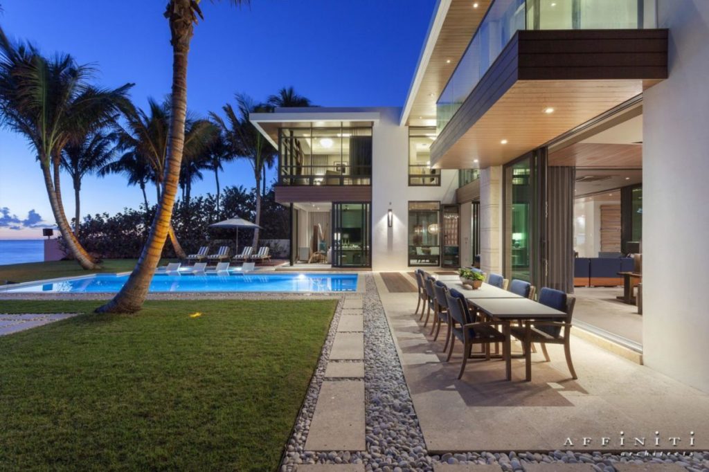 Courtyard Contemporary Home