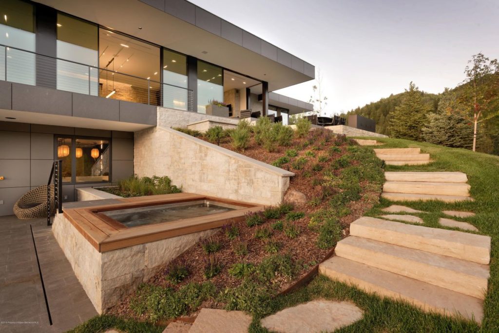 Red Mountain Ranch Estate
