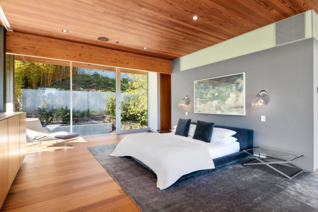 Beverly Hills Masterpiece
