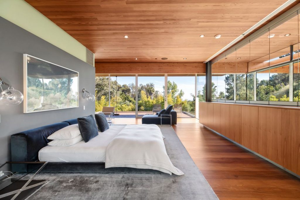 Beverly Hills Masterpiece