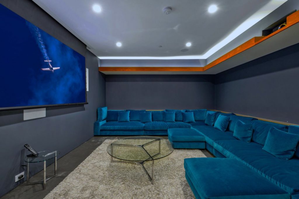 Beverly Hills Masterpiece